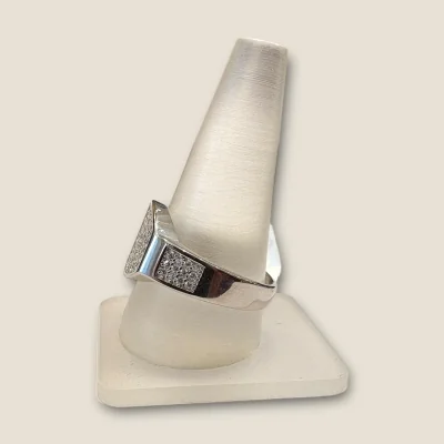925 STERLING SILVER MEN'S RING WITH UNIQUE DESIGN | SGR171