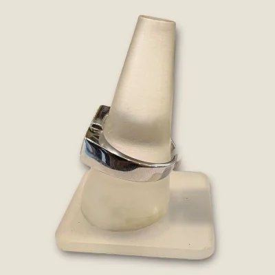 925 STERLING SILVER MEN'S RING WITH LOVELY DESIGN | SGR274 925 STERLING SILVER MEN'S RING WITH LOVELY DESIGN | SGR274