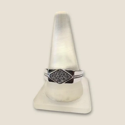 925 STERLING SILVER MEN'S RING WITH LOVELY DESIGN | SGR274 925 STERLING SILVER MEN'S RING WITH LOVELY DESIGN | SGR274