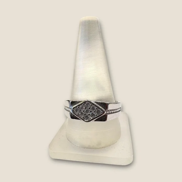 925 STERLING SILVER MEN'S RING WITH LOVELY DESIGN | SGR274