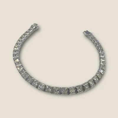 BEAUTIFUL 925 STERLING SILVER GIRLISH BRACELET WITH LOVELY ZIRCONS | SB151 BEAUTIFUL 925 STERLING SILVER GIRLISH BRACELET WITH LOVELY ZIRCONS | SB151