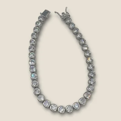 BEAUTIFUL 925 STERLING SILVER GIRLISH BRACELET WITH ZIRCONS | SB114 BEAUTIFUL 925 STERLING SILVER GIRLISH BRACELET WITH ZIRCONS | SB114