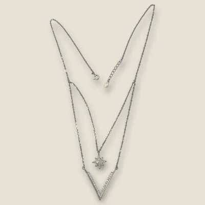 BEAUTIFUL 925 STERLING SILVER NECKLACE WITH LOVELY GIRLISH DESIGN | SC120 BEAUTIFUL 925 STERLING SILVER NECKLACE WITH LOVELY GIRLISH DESIGN | SC120
