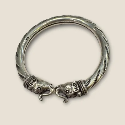BEAUTIFUL 925 STERLING SILVER MEN'S KARA WITH LOVELY ELEPHANT FACE DESIGN | SK259 BEAUTIFUL 925 STERLING SILVER MEN'S KARA WITH LOVELY ELEPHANT FACE DESIGN | SK259
