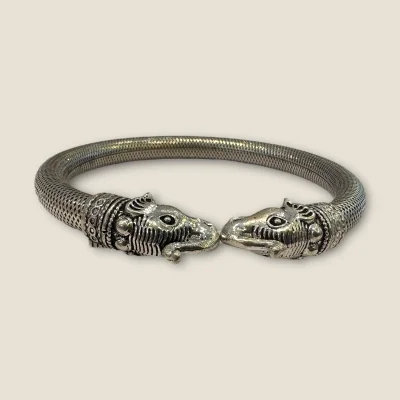 BEAUTIFUL 925 STERLING SILVER MEN'S KARA WITH LOVELY ELEPHANT FACE DESIGN | SK262 BEAUTIFUL 925 STERLING SILVER MEN'S KARA WITH LOVELY ELEPHANT FACE DESIGN | SK262