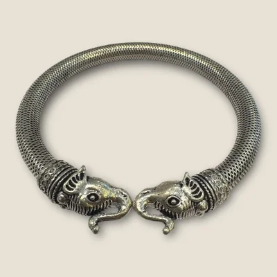 BEAUTIFUL 925 STERLING SILVER MEN'S KARA WITH LOVELY ELEPHANT FACE DESIGN | SK262 BEAUTIFUL 925 STERLING SILVER MEN'S KARA WITH LOVELY ELEPHANT FACE DESIGN | SK262