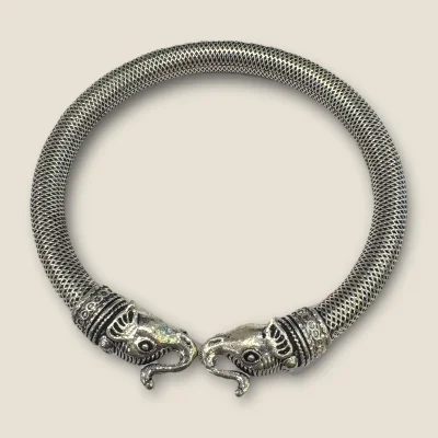 BEAUTIFUL 925 STERLING SILVER MEN'S KARA WITH LOVELY ELEPHANT FACE DESIGN | SK262 BEAUTIFUL 925 STERLING SILVER MEN'S KARA WITH LOVELY ELEPHANT FACE DESIGN | SK262