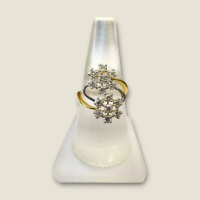 LOVELY GIRLISH DIAMOND RING WITH BEAUTIFUL FLOWER DESIGN | SLR105