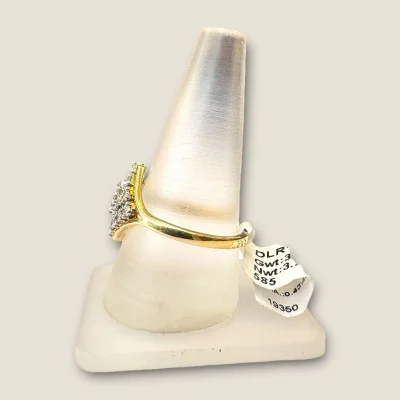 BEAUTIFUL FEMALE DIAMOND RING IN SQUARE SHAPE WITH UNIQUE LOVELY DESIGN |DLR109
