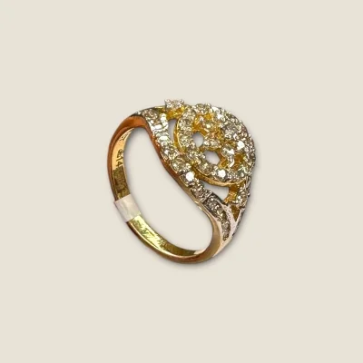 FEMALE DIAMOND RING WITH LOVELY BEAUTIFUL DESIGN | DLR107