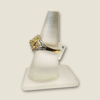 FEMALE DIAMOND RING WITH LOVELY BEAUTIFUL DESIGN | DLR107
