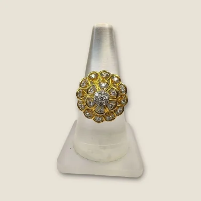 BEAUTIFUL FEMALE DIAMOND RING WITH LOVELY DESIGN | DLR102