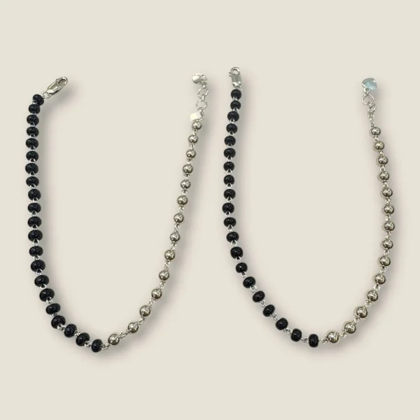 BEAUTIFUL 925 STERLING SILVER GIRLISH ANKLETS WITH BLACK BEADS | SPY450