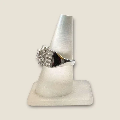 925 STERLING SILVER GIRLLISH RING WITH ZERCONS & LOVELY DESIGN | SLR705