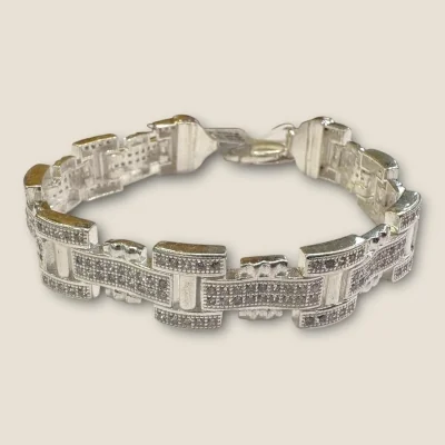 BEAUTIFUL 925 STERLING SILVER MEN'S BRACELET WITH UNIQUE LOVELY DESIGN | SB211 BEAUTIFUL 925 STERLING SILVER MEN'S BRACELET WITH UNIQUE LOVELY DESIGN | SB211