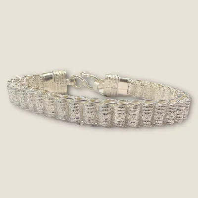 BEAUTIFUL 925 STERLING SILVER MEN'S BRACELET WITH UNIQUE DESIGN | SB209 BEAUTIFUL 925 STERLING SILVER MEN'S BRACELET WITH UNIQUE DESIGN | SB209