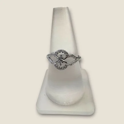 BEAUTIFUL 925 STERLNG SILVER GIRLISH RING WITH LOVEY UNIQUE DESIGN & ZIRCONS | SLR691