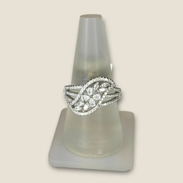 BEAUTIFUL 925 STERLING SILVER GIRLISH COKTAIL RING WITH LOVELY ZIRCONS | SLR780
