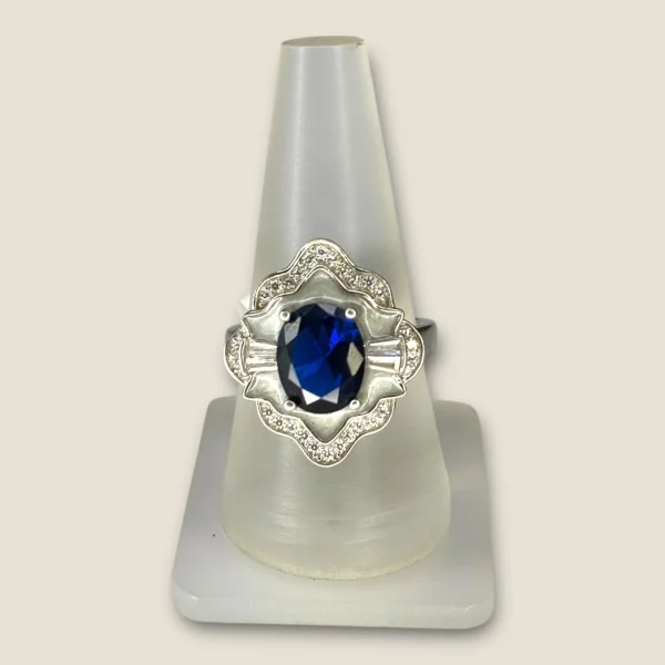 BEAUTIFUL 925 STERLING SILVER RING WITH LOVELY BLUE STONE | SLR331