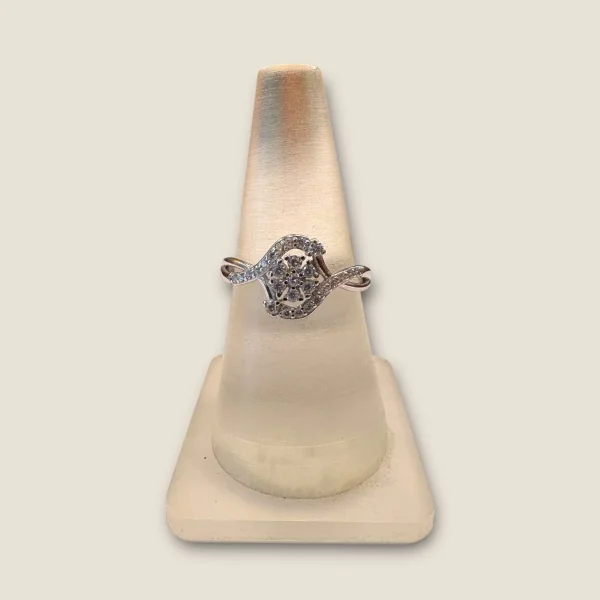 BEAUTIFUL 925 STERLING SILVER GIRLISH RING WITH LOVELY ZIRCONS | SLR912