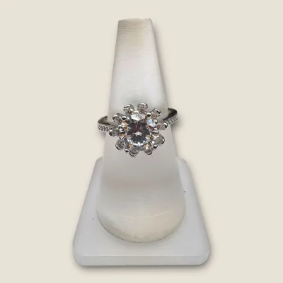 BEAUTIFUL STERLING SILVER RING WITH BEAUTIFUL WHITE STONE |SLR857