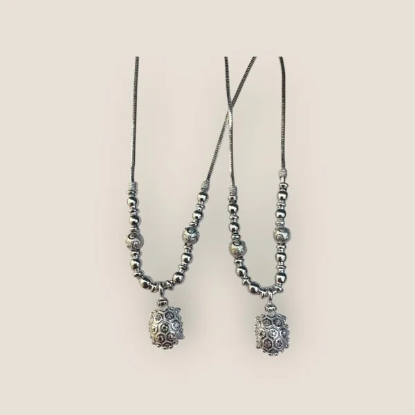 BEAUTIFUL SILVER GIRLISH ANKLETS IN TURTLE DESIGN | SPY310