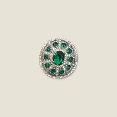 PRETTY STERLING SILVER RING WITH BEAUTIFUL GREEN STONES |SLR743