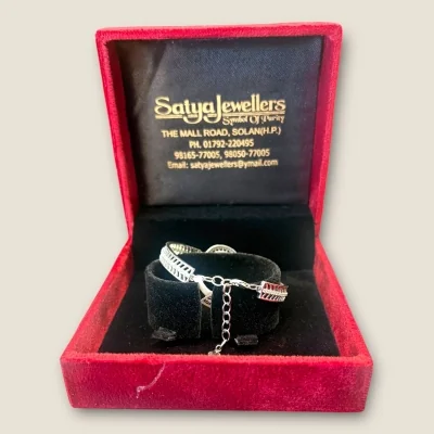 BEAUTIFUL GIRLISH STERLING SILVER BRACELET WITH ZERCIONS |SLR276