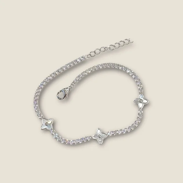 BEAUTIFUL STERLING SILVER GIRLISH BRACELET WITH LOVELY STARS DESIGNE |SB278