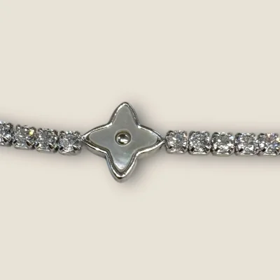BEAUTIFUL STERLING SILVER GIRLISH BRACELET WITH LOVELY STARS DESIGNE |SB278 BEAUTIFUL STERLING SILVER GIRLISH BRACELET WITH LOVELY STARS DESIGNE |SB278