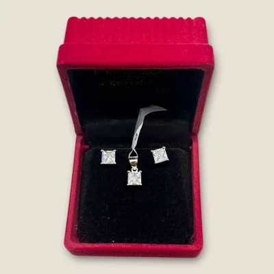 BEAUTIFUL 925 STERLING SILVER GIRLISH PENDANT SET WITH LOVELY DESIGNE |SPS81