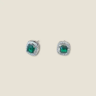 BEAUTIFUL GIRLISH STERLING SILVER TOPS WITH LOVELY GREEN STONE | STP375