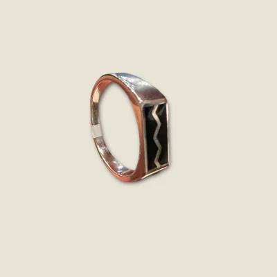 BEAUTIFUL STERLING SILVER MEN'S RING WITH BEAUTIFUL DESIGN |SGR384