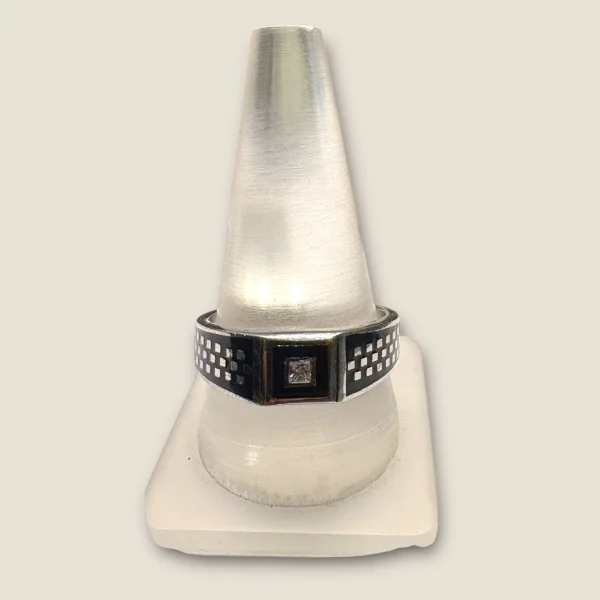 925 STERLING SILVER MEN'S RING WITH BEAUTIFUL BLACK AND WHITE STONES |SGR382
