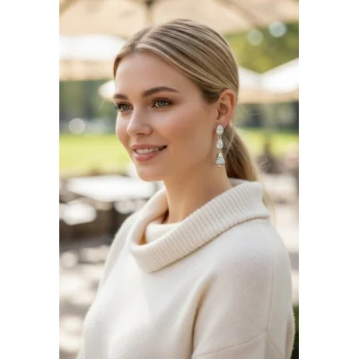 BEAUTIFUL STERLING SILVER GIRLISH EARING WITH ZIRCONS | STP187