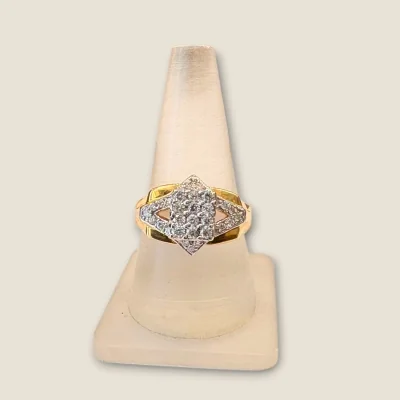 BEAUTIFUL GENTS DIAMOND RING WITH TRIANGULAR SHAPE | DGR2