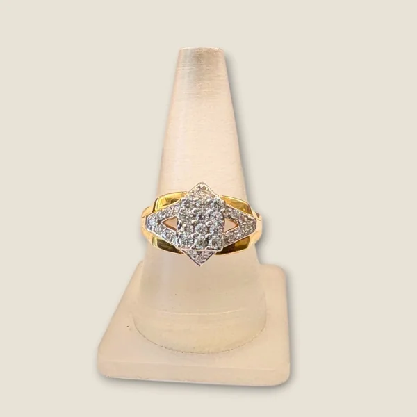 BEAUTIFUL GENTS DIAMOND RING WITH TRIANGULAR SHAPE | DGR2