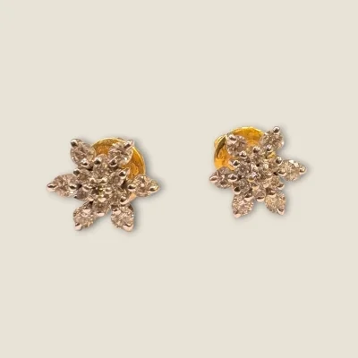 ELEVATE YOUR ELEGANCE WITH DIAMOND EARINGS | DTP10