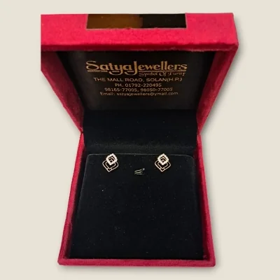 ELEGANCE IN EVERY ANGLE DIAMOND PENDANT & EARINGS SET | DPS18 ELEGANCE IN EVERY ANGLE DIAMOND PENDANT & EARINGS SET | DPS18