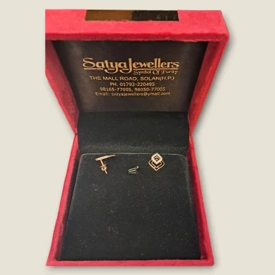 ELEGANCE IN EVERY ANGLE DIAMOND PENDANT & EARINGS SET | DPS18 ELEGANCE IN EVERY ANGLE DIAMOND PENDANT & EARINGS SET | DPS18
