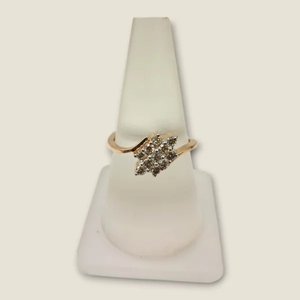 UNFORGETTABLE BEAUTY FOR AN UNFORGETTABLE PROMISE GIRLISH DIAMOND RING WITH LOVELY DESIGN| DLR125