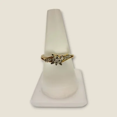 SIMPLICITY IS THE ULTIMATE SOPHISTICATION BEAUTIFUL GIRLISH DIAMOND RING WITH LOVELY DESIGN | DLR130