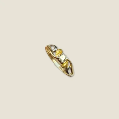 BOLD. RADIANT. IRRESISTIBLE BEAUTIFUL GIRLISH DIAMOND RING WITH LOVELY DESIGN| DLR122 BOLD. RADIANT. IRRESISTIBLE BEAUTIFUL GIRLISH DIAMOND RING WITH LOVELY DESIGN| DLR122