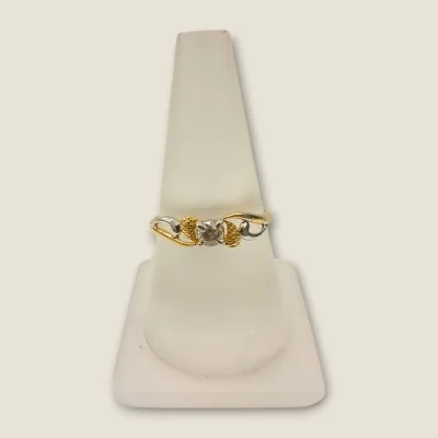 BOLD. RADIANT. IRRESISTIBLE BEAUTIFUL GIRLISH DIAMOND RING WITH LOVELY DESIGN| DLR122