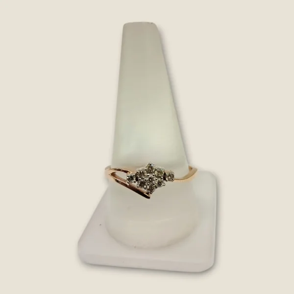 PURE LUXURY PURE DIAMOND LOVELY GIRLISH DIAMOND RING | DLR139