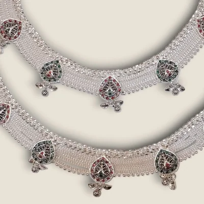 LOVELY DESIGN BOLD BRIGHT & BEAUTIFUL BRIDAL SILVER ANKLETS | SPY584