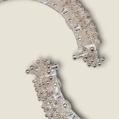 FEET ADORENED WITH GLAMOROUS SILVER BRIDAL ANKLETS | SPY661 FEET ADORENED WITH GLAMOROUS SILVER BRIDAL ANKLETS | SPY661