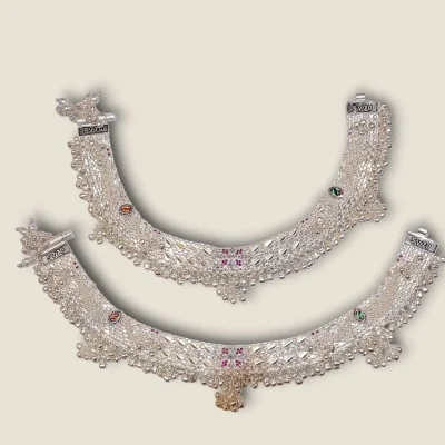 CLASSIC GRACEFUL TIMLESS MULTICOLOUR SILVER BRIDAL ANKLETS | SPY757