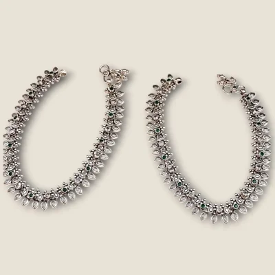 START FROM THE FEETS WITH BEAUTIFUL SILVER OXIDISE ANKLETS | SPY779