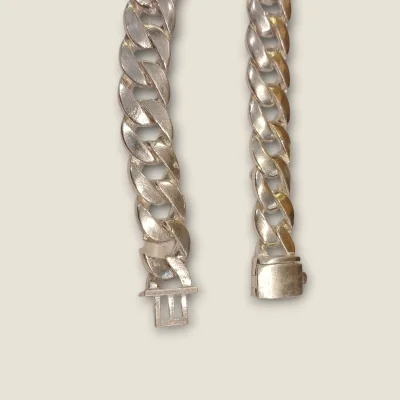 ELEVATE YOUR EVERYDAY. PURE STERLING SILVER CRAFTSMANSHIP MEN'S SILVER BRACELET | SB242 ELEVATE YOUR EVERYDAY. PURE STERLING SILVER CRAFTSMANSHIP MEN'S SILVER BRACELET | SB242